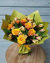 Букет цветов из:  Альстромерии и Розы в Нижнеивкино