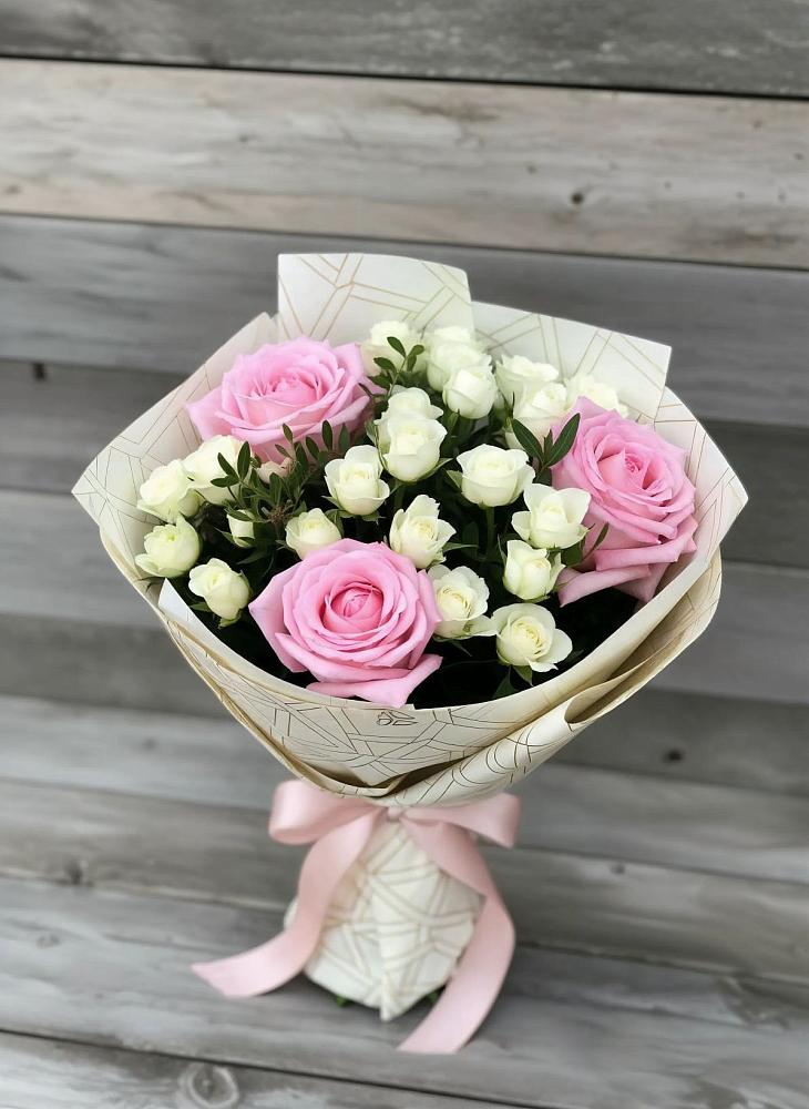 Букет цветов из: Розы в Нижнеивкино