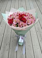 Букет цветов из:  Альстромерии #REPLACE_PRED# Нижнеивкино