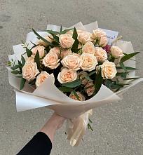 Букет Кремовые розы Латте в Нижнеивкино