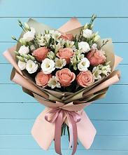 Букет цветов из:  Розы, Альстромерии и Лизиантусы в Нижнеивкино