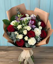 Букет цветов из:  Розы и Альстромерии в Нижнеивкино