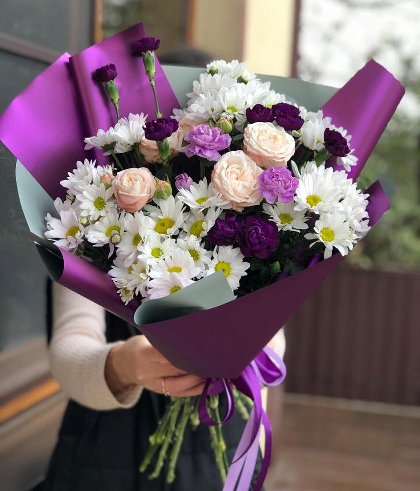 Букет цветов из: Хризантемы, Гвоздики и Розы в Нижнеивкино