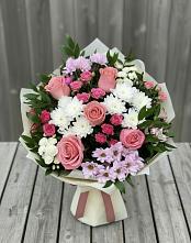 Букет цветов из:  Альстромерии, Гвоздики, Розы и Хризантемы в Нижнеивкино