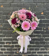 Букет цветов из:  Герберы и Хризантемы в Нижнеивкино