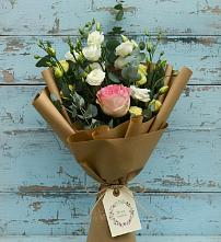 Букет цветов из:  Розы и Лизиантусы #REPLACE_PRED# Нижнеивкино