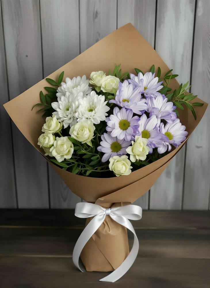 Букет цветов из: Хризантемы и Розы в Нижнеивкино