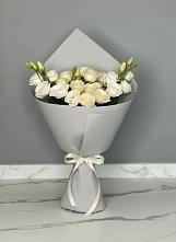 Букет цветов из:  Розы и Лизиантусы в Нижнеивкино